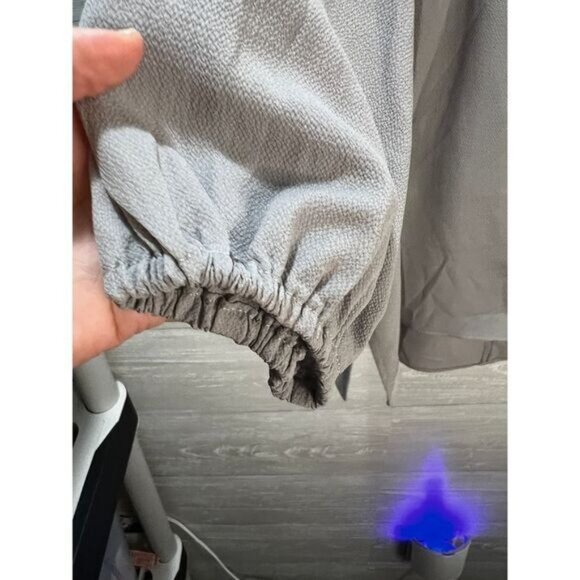 Umgee Cold Shoulder‎ Top Ruffle Gray Small NWOT - Picture 6 of 6